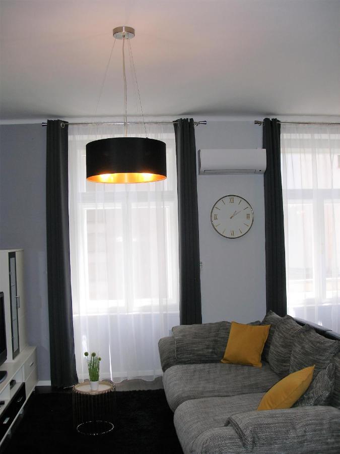 Апартаменты Apartman Neverin Риека Экстерьер фото